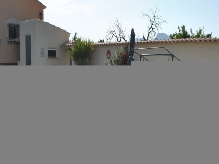 Villa for sale in town 100222