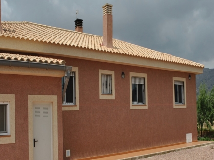 Villa for sale in town,  100223