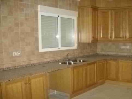 Villa with 3 bedroom in town 100298