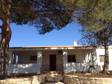 Villa for sale 100300