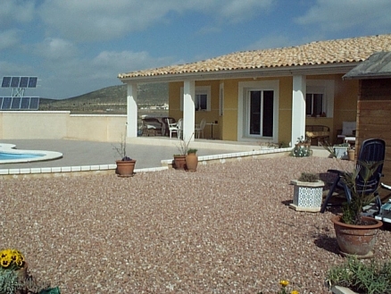 Villa with 3 bedroom in town 102071