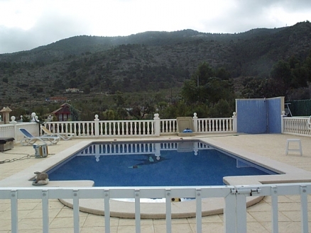 Villa for sale in town 102073