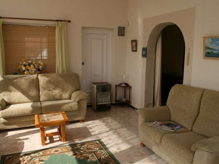 Villa with 3 bedroom in town 102168