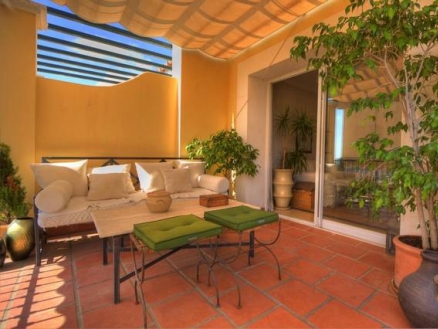 Nueva Andalucia property: Penthouse with 3 bedroom in Nueva Andalucia, Spain 105622