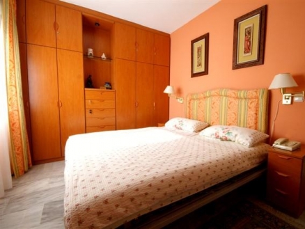 Townhome for sale in town, Malaga 110012