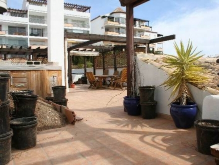 Miraflores property: Apartment with 3 bedroom in Miraflores 110080