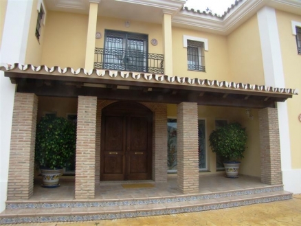 Estepona property: Villa for sale in Estepona, Spain 110130