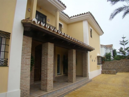 Estepona property: Malaga Villa 110130