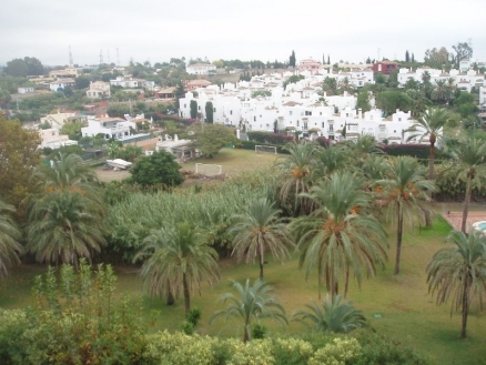 Estepona property: Apartment for sale in Estepona, Malaga 110450