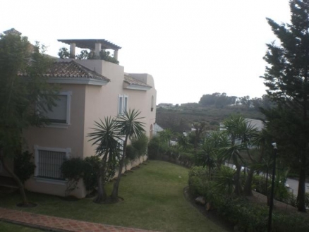 New Golden Mile property: Apartment for sale in New Golden Mile, Malaga 110571