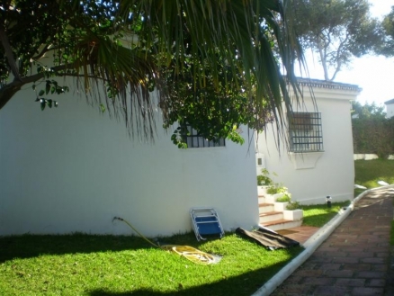 Las Chapas De Marbella property: Townhome for sale in Las Chapas De Marbella 110739