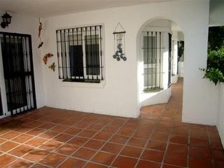 Nueva Andalucia property: Malaga Apartment 110964