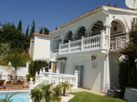 Villa for sale in town, Malaga 111224