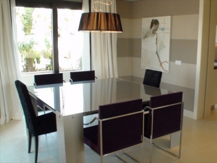 Villa for sale in town, Spain 111240