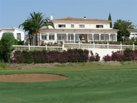 Estepona property: Villa for sale in Estepona 113858