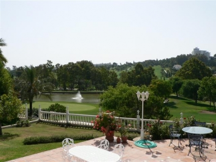 Estepona property: Villa with 4 bedroom in Estepona, Spain 113858