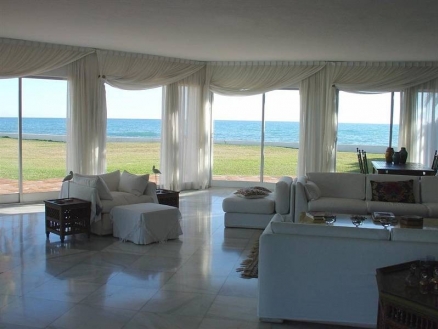 Estepona property: Villa with 6 bedroom in Estepona 113927