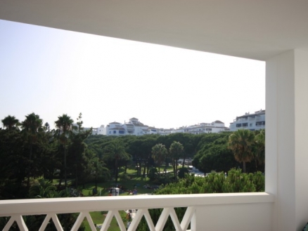 Puerto Banus property: Apartment for sale in Puerto Banus, Spain 113989