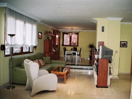 Villa with 3 bedroom in town, Spain 76046