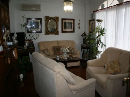 Villa for sale in town 76047