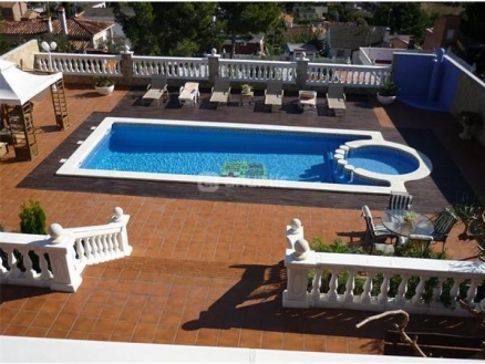 Villa for sale in town 76055