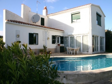 Villa for sale in town 77914