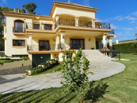 Costabella property: Villa to rent in Costabella, Malaga 78008