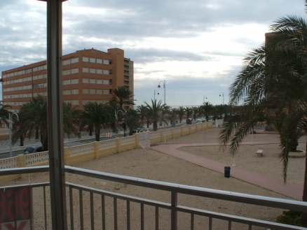 Apartment with 1 bedroom in town, Spain 79943