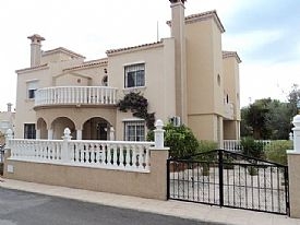 Villamartin property: Townhome for sale in Villamartin 80095