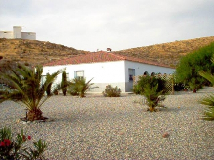 Arboleas property: Apartment for sale in Arboleas 81039