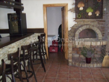 Carboneras property: Commercial with 2 bedroom in Carboneras, Spain 81084