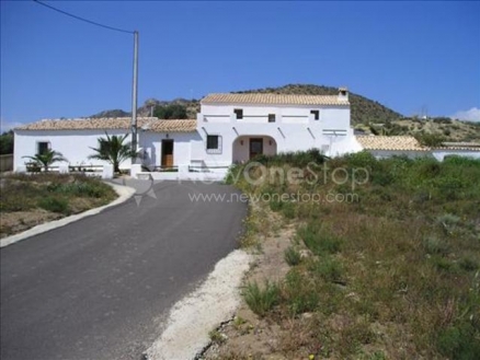 Sorbas property: Villa for sale in Sorbas 81186