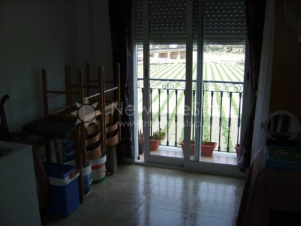 Cuevas De Almanzora property: Apartment in Almeria for sale 81200