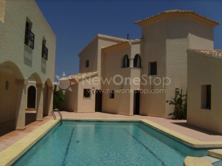 Bedar property: Villa for sale in Bedar 81310