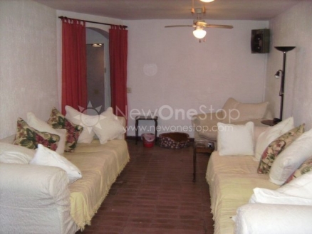 Apartment for sale in town, Spain 81328