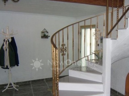 Country Property with 3 bedroom in town, Spain 81372