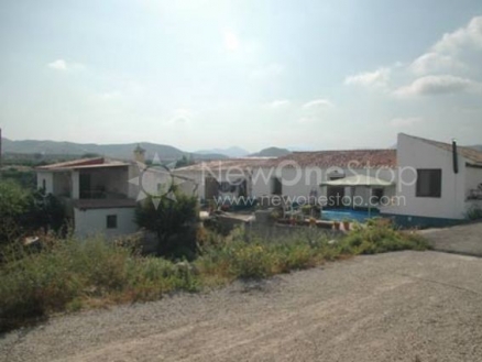 Antas property: Country Property for sale in Antas 81405