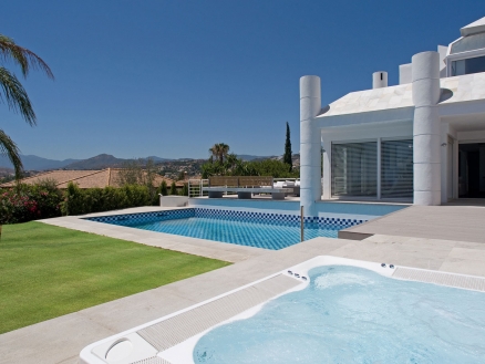 Nueva Andalucia property: Villa for sale in Nueva Andalucia 83072