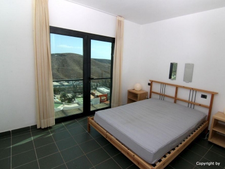 Townhome with 1 bedroom in town, Spain 85275