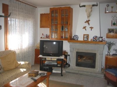 Villa for sale in town, Spain 94154