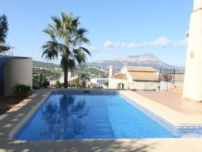 Villa to rent in town, Spain 95511