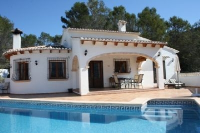 Villa for sale in town 95602