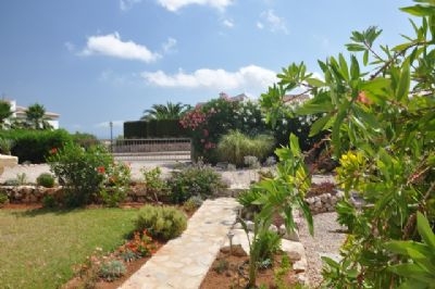 Villa for sale in town, Spain 96658