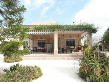 Villamartin property: Villa for sale in Villamartin 99002