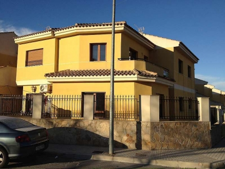 Pinoso property: Townhome for sale in Pinoso, Spain 99098