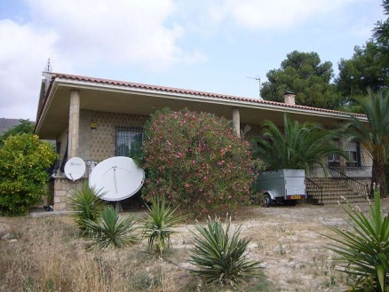 Villa for sale in town, Alicante 99176