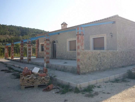 Pinoso property: Villa with 3 bedroom in Pinoso 99211