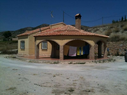 Fortuna property: Villa for sale in Fortuna 99271