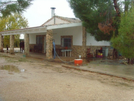 Yecla property: Villa with 4 bedroom in Yecla, Spain 99288