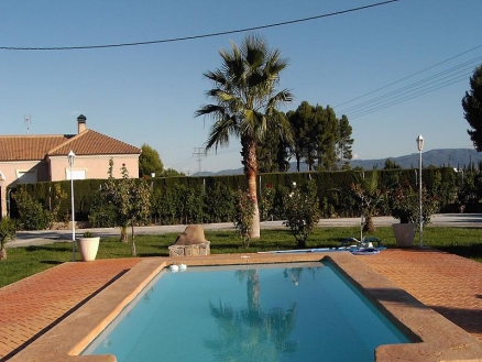 Yecla property: Villa with 5 bedroom in Yecla, Spain 99341